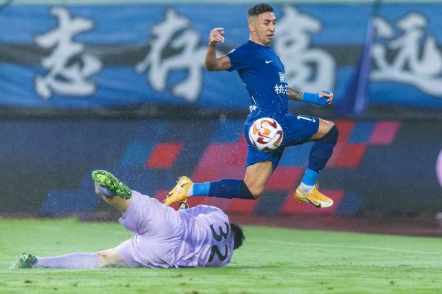 开云-【中超】戴维森2球阿齐兹马尔康破门 三镇4比2南通